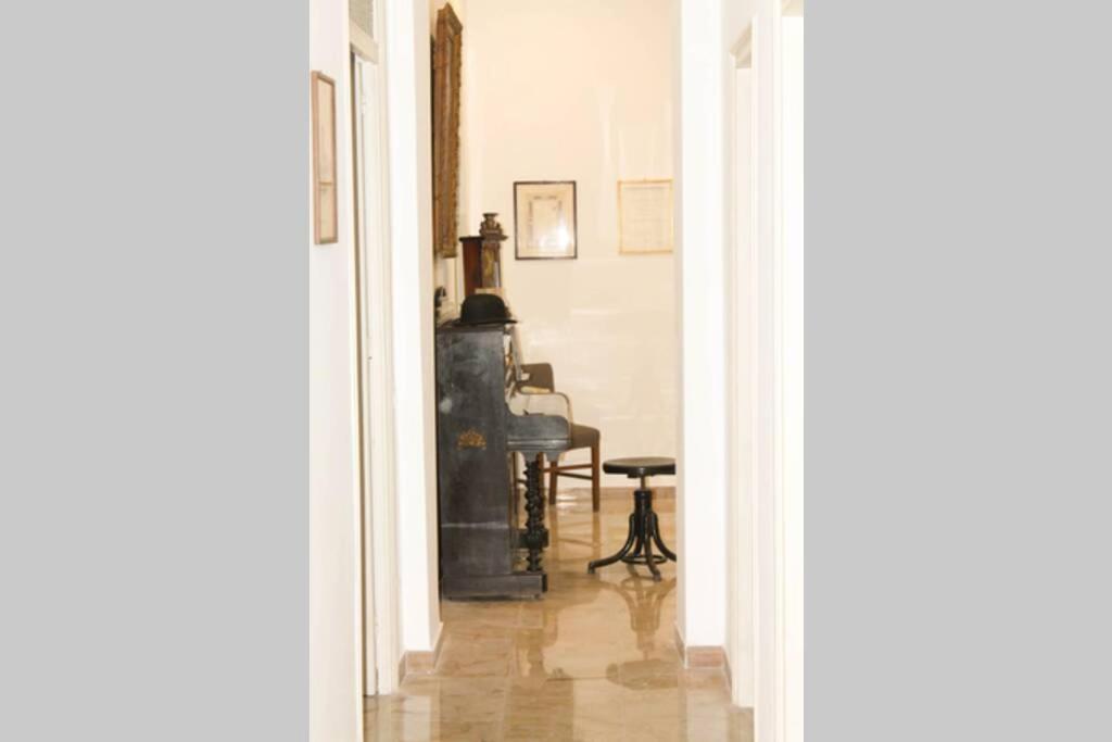 A Casa Di Enza B&B Palermo Exteriör bild